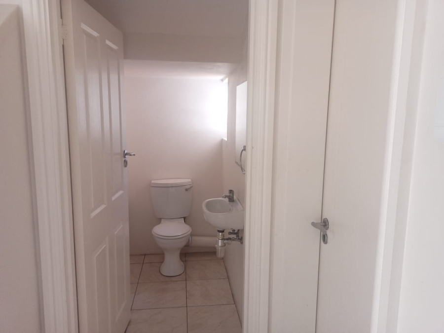 3 Bedroom Property for Sale in Berea Eastern Cape
